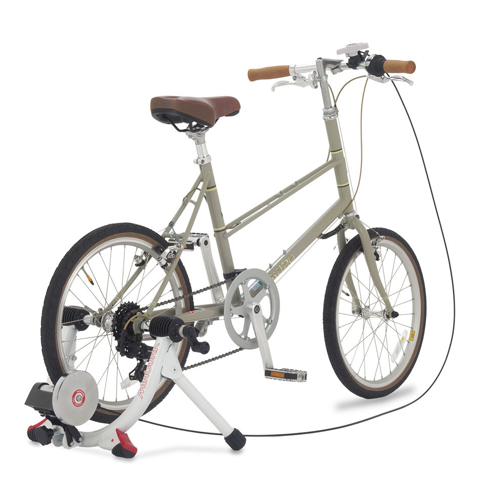 MINOURA LR241 MINI 18-20" small wheel diameter lathe/ MINOURA LR241 MINI TRAINER for 18-20" bike