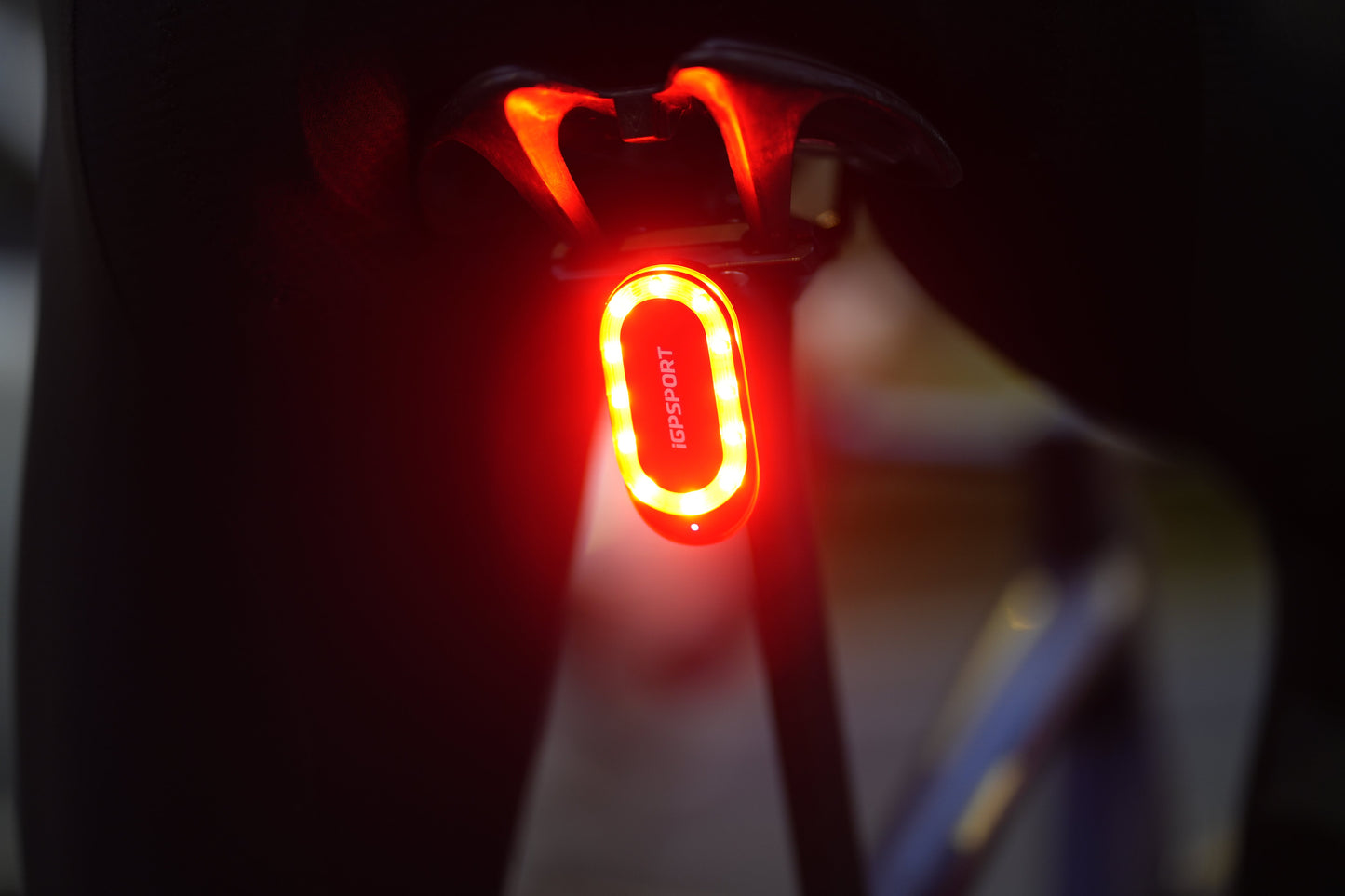iGPSPORT SR mini 智能雷達尾燈 / iGPSPORT SR mini Smart Radar Tail Light