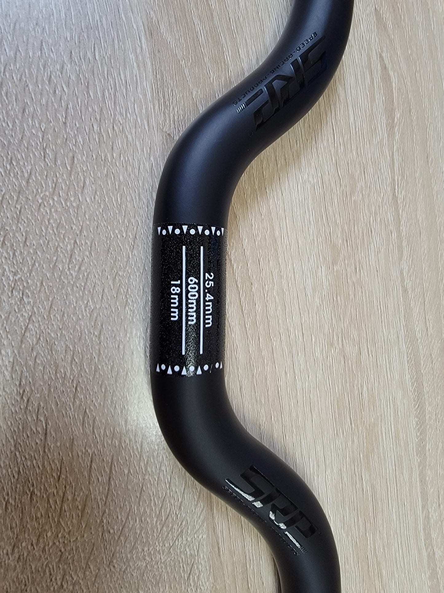 SRP TORAY T-700 CARBON matte black carbon fiber head-25.4 X 600 MM / SRP TORAY T-700 CARBON HANDLEBAR-25.4 X 600 MM