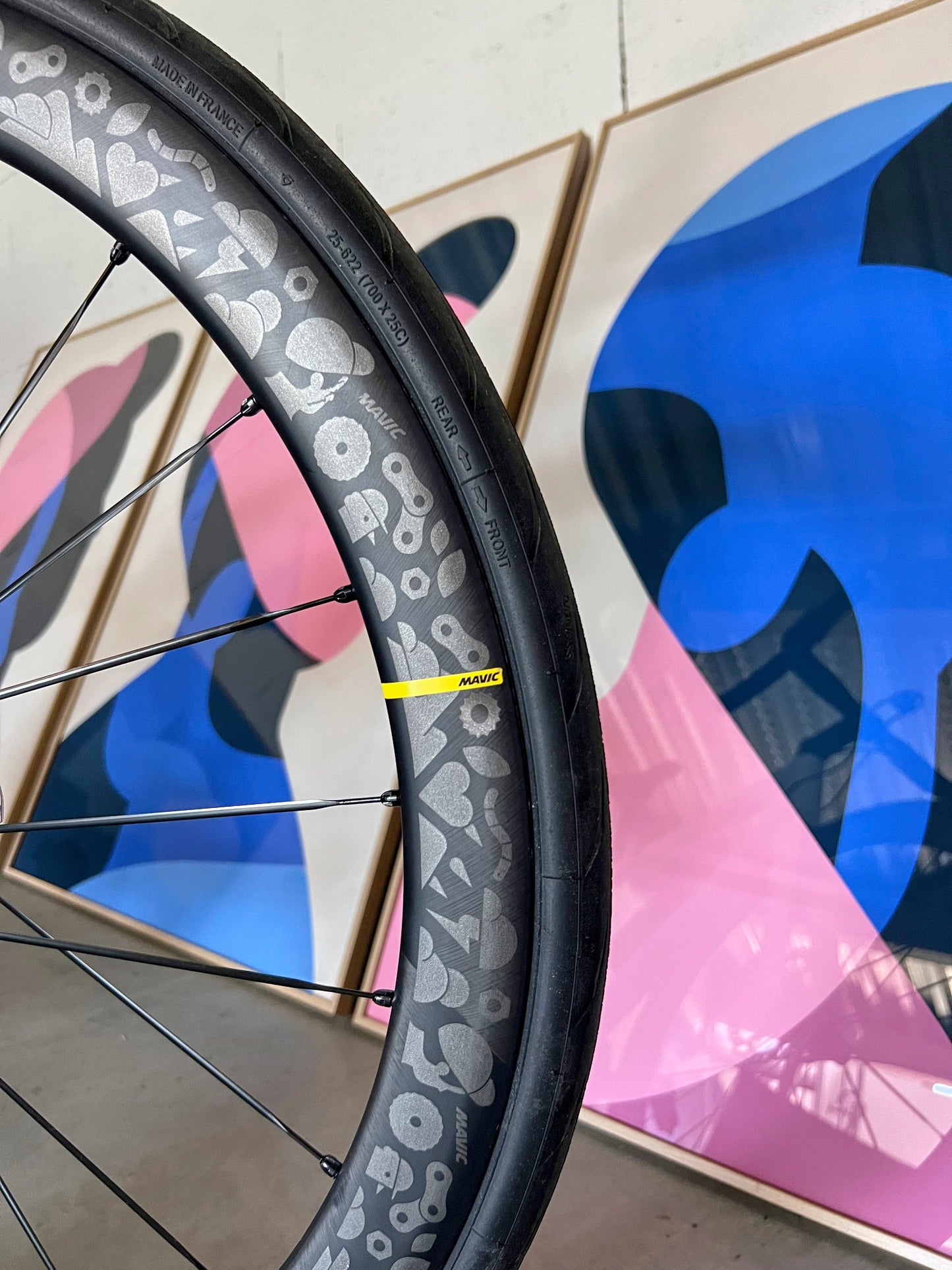 Mavic 2023 Cosmic SLR Disc 碳纖維公路輪組-限量版 (JEROME MASI)/ Mavic 2023 Cosmic SLR Disc Road Wheelset-LTD  (Jerome Masi)