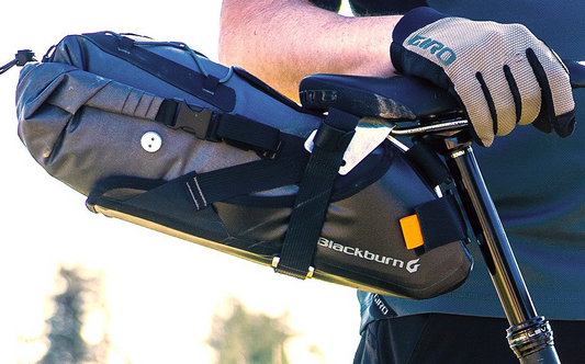 BLACKBURN OUTPOST ELITE waterproof tail bag-black/ BLACKBURN OUTPOST ELITE UNIVERSAL SEAT PACK-BLK