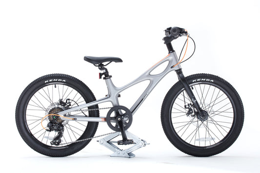 Royal Baby CARBON FIBER SPACE SHUTTLE 3速碳纖小童車 -20"