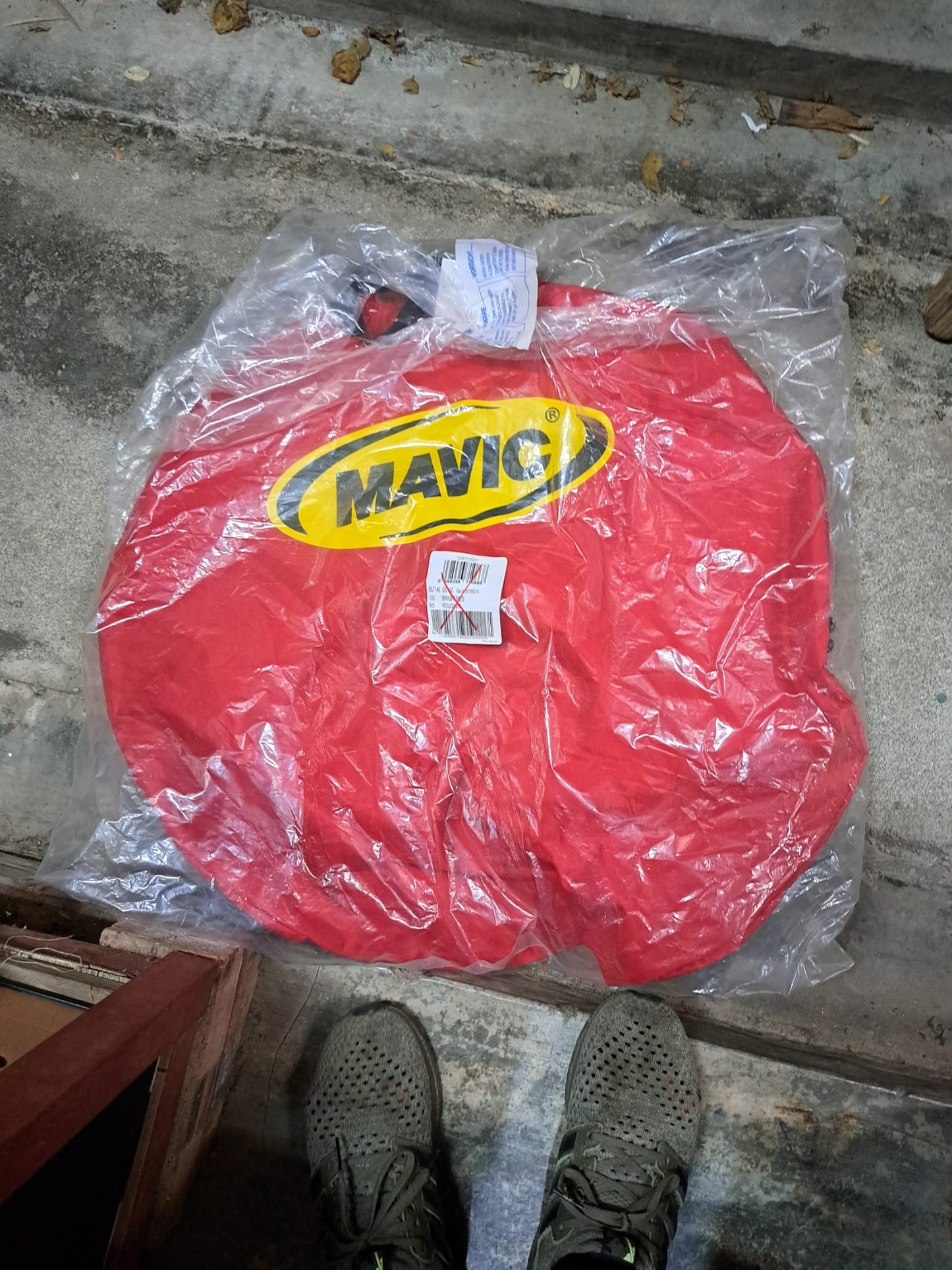 MAVIC KSYRIUM ES special edition bag~red/MAVIC KSYRIUM ES WHEELBAG~RED