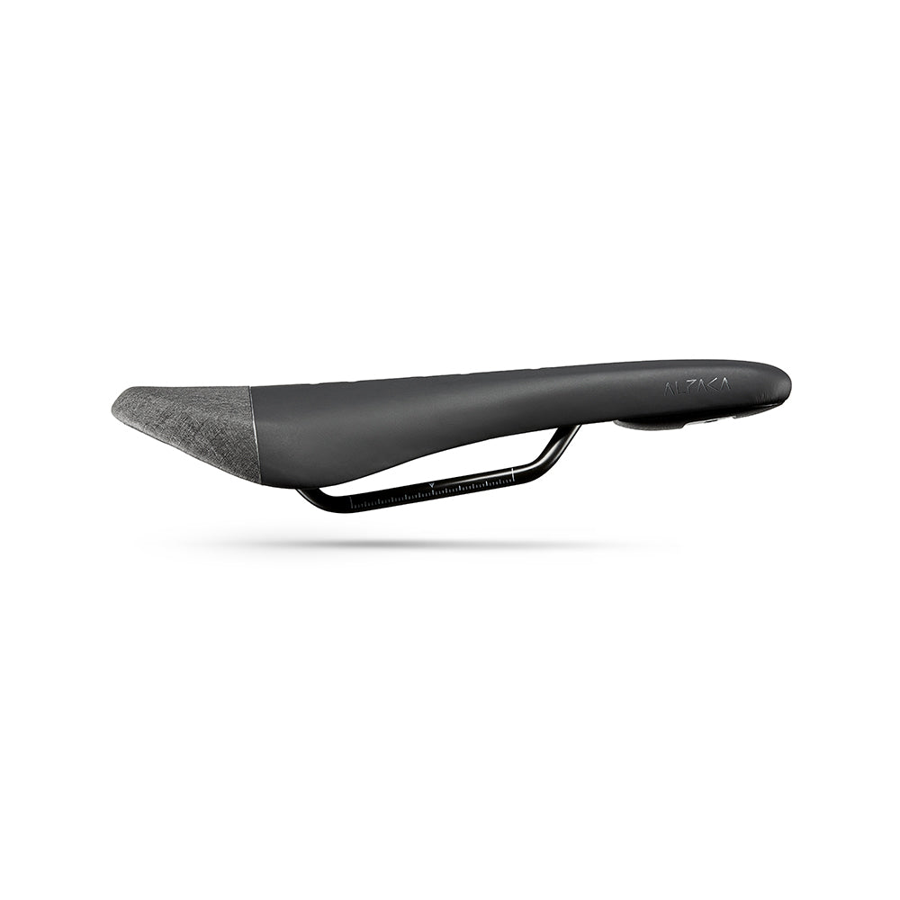 Fizik Gravita Alpaca X5 (hill climber) seat - 130mm - matte black - Black Matt